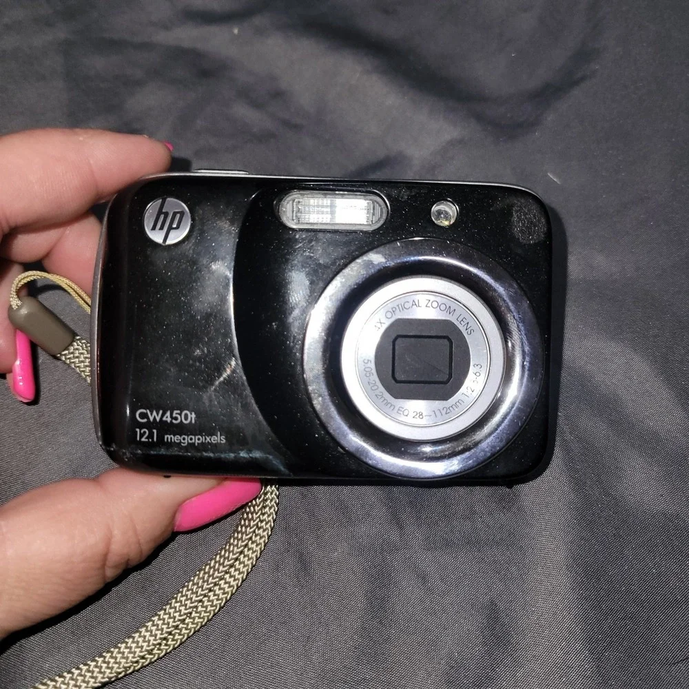 HP Photosmart CW450t Digital Camera 12.1MP Black 4x Zoom